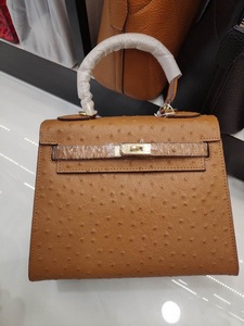 Hermes Handbags 536